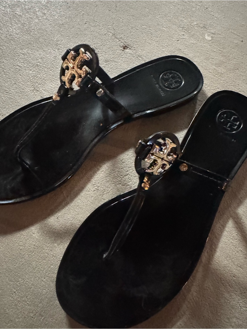 Nordstrom Black Patent Thong Sandals with Gold Logo Accent